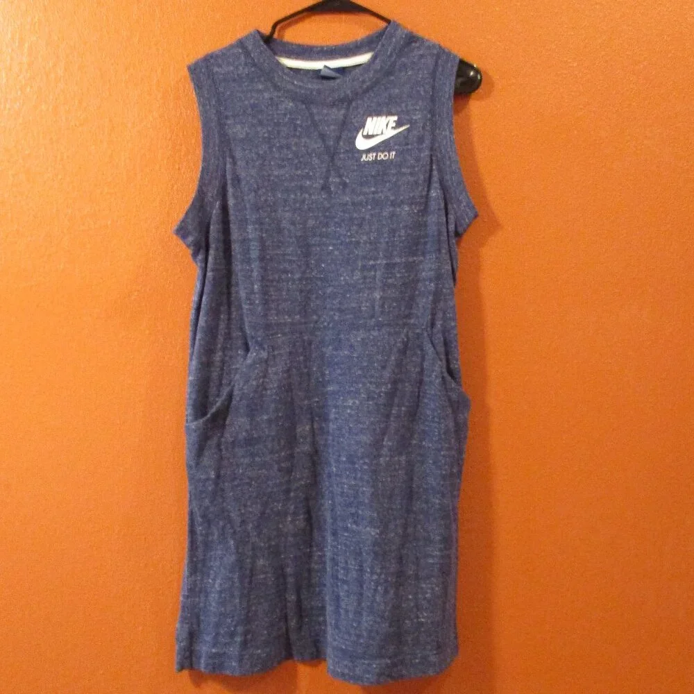 Nike Dress Woman Large Blue White Sleeveless Outdoor Athletic Tennis Sport Dress